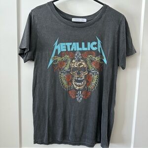Daydreamer Graphic Tee - Metallica